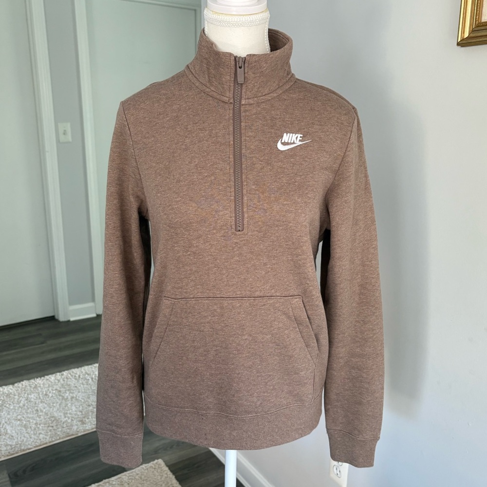 NIKE Sportswear Club Fleece Quarter-Zip Sweatshirt - Picture 2 of 7